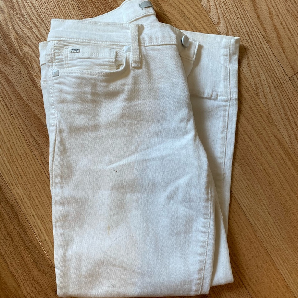 Joe’s Jeans White Capri Jeans